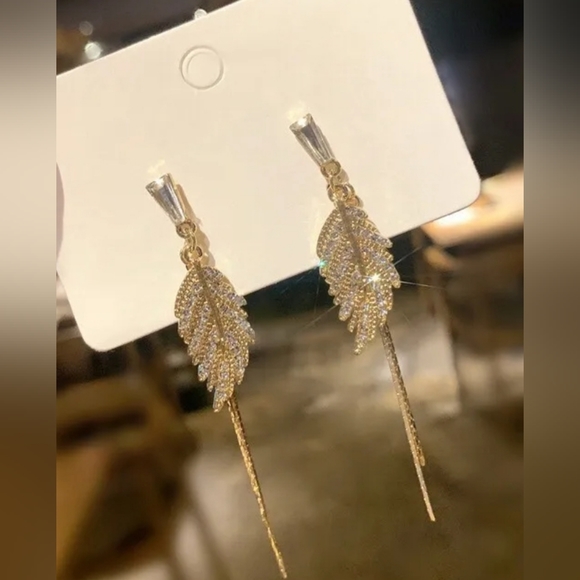 Gold-plated Crystal Leaf Drop earrings with silver post BOGO - Picture 11 of 12